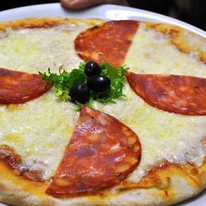 PIZZA 4 FROMAGE & SALAMI PIQUANT